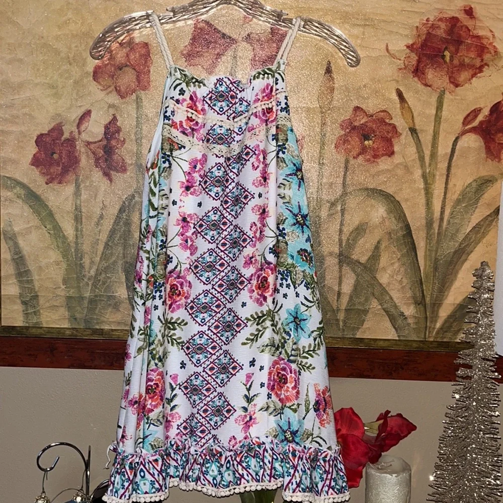 2 Dress Bundle, 1 Gap Burgundy short sleeve & 1 lilt floral sleeveless dress